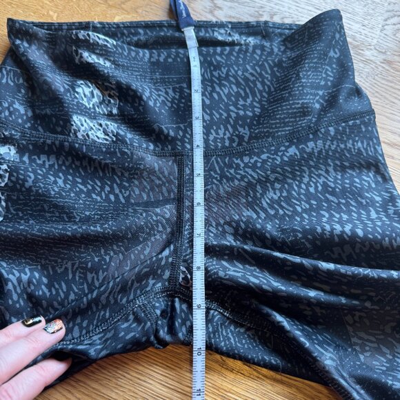 Under Armour Compression Leggings HeatGear Size Small - Picture 9 of 10